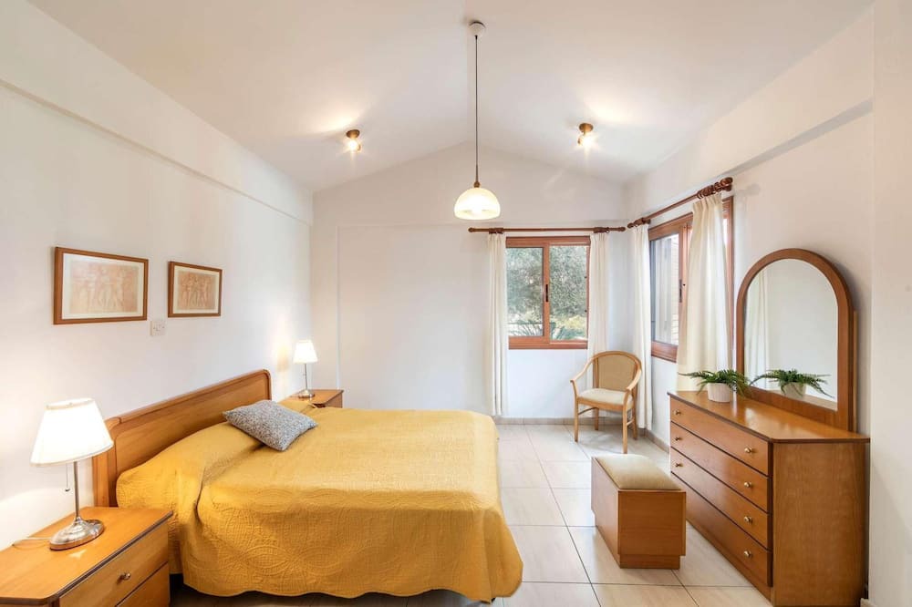 Photo of Bedroom in Latchi