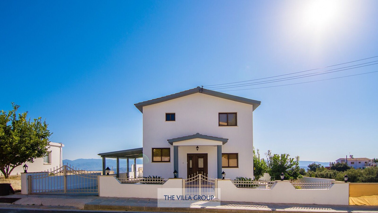 Photo of Outdoor in Theletra