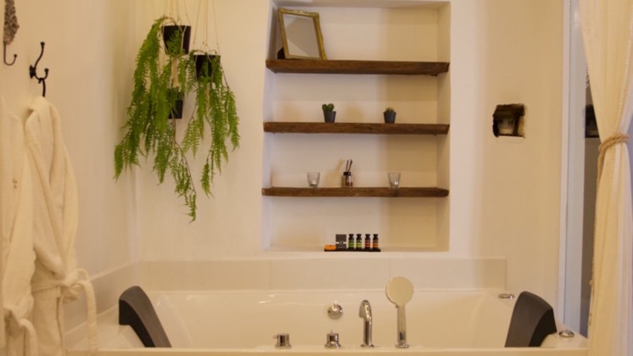 Photo of Bathroom in Vouni
