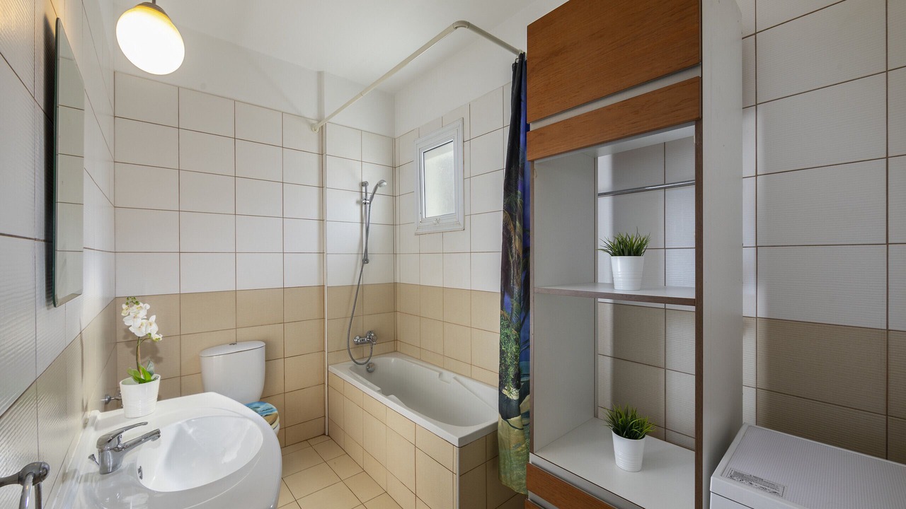 Photo of Bathroom in Paralimni