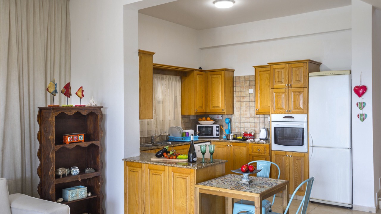 Photo of Kitchen in Meneou