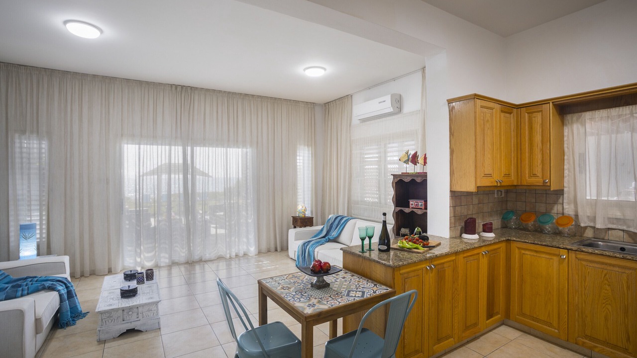 Photo of Kitchen in Meneou