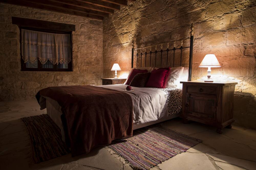Photo of Bedroom in Agios Therapon