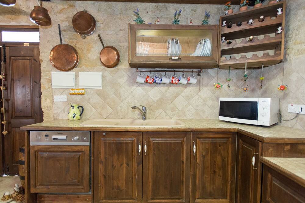 Photo of Kitchen in Agios Therapon