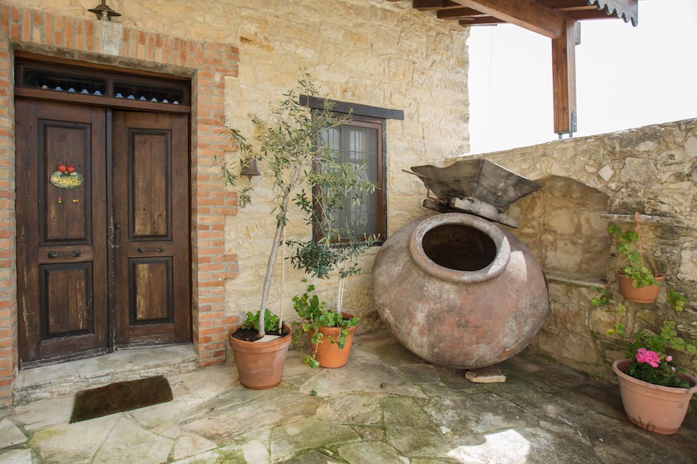 Photo of Outdoor in Agios Therapon