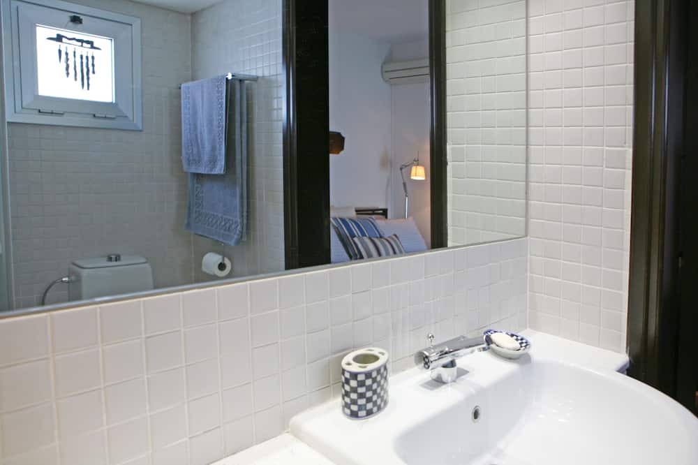 Photo of Bathroom in Pissouri