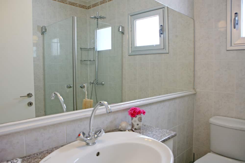 Photo of Bathroom in Pissouri