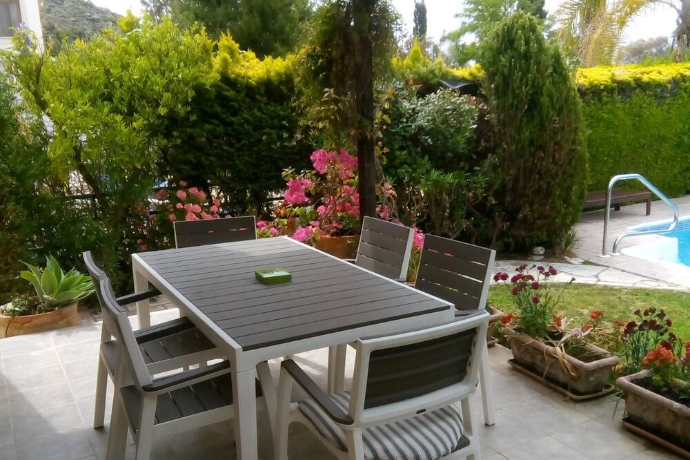 Photo of Patio Balcony in Pissouri