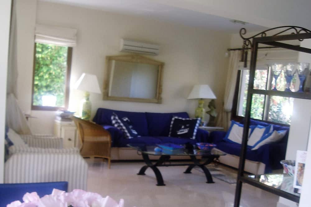 Photo of Bedroom in Pissouri