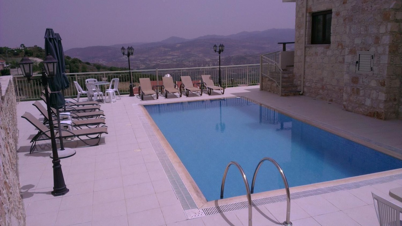 Photo of Outdoor in Theletra