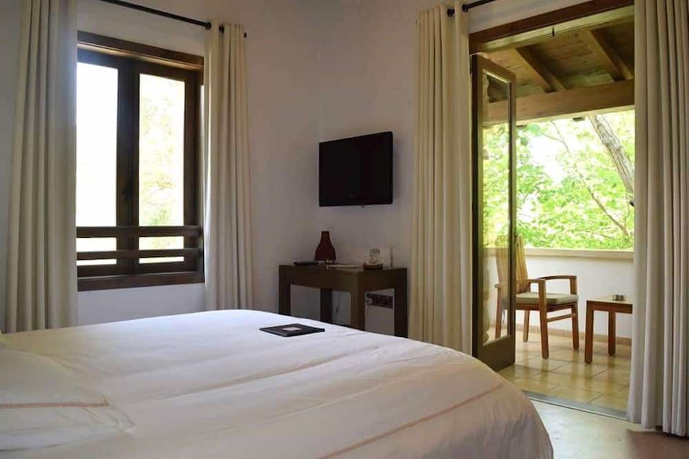 Photo of Bedroom in Miliou