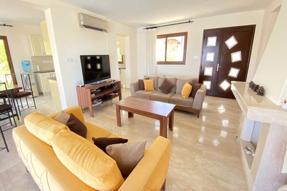 Photo of Livingroom in Esentepe