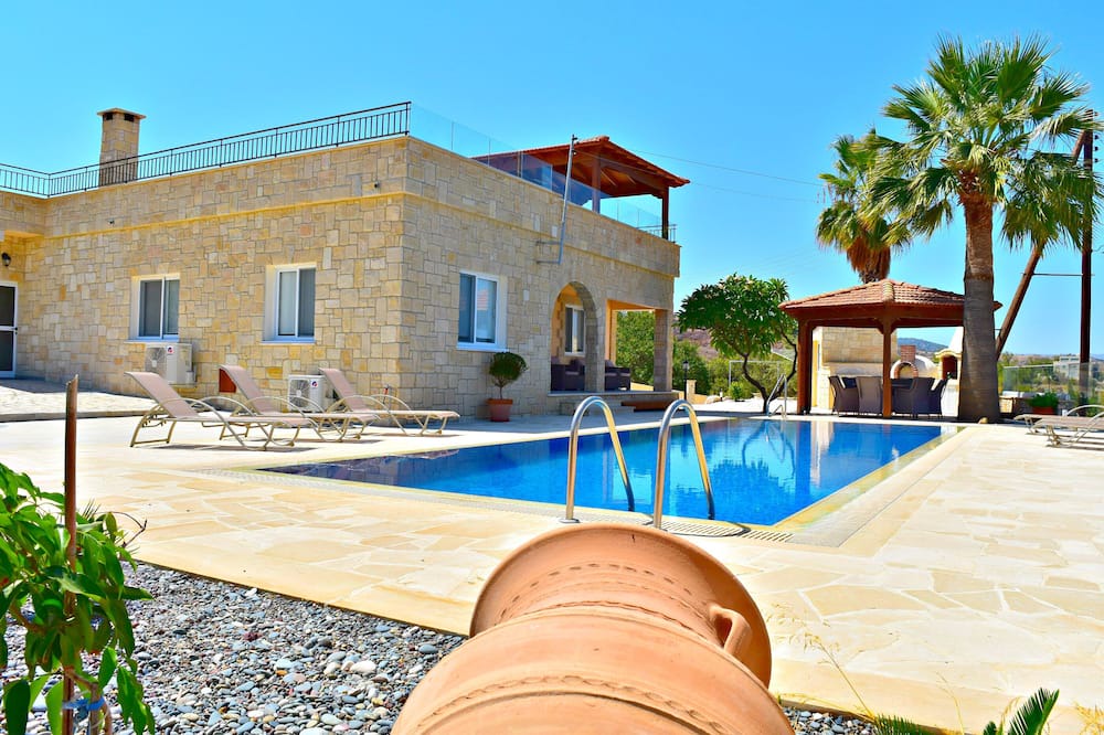 Photo of Outdoor in Argaka