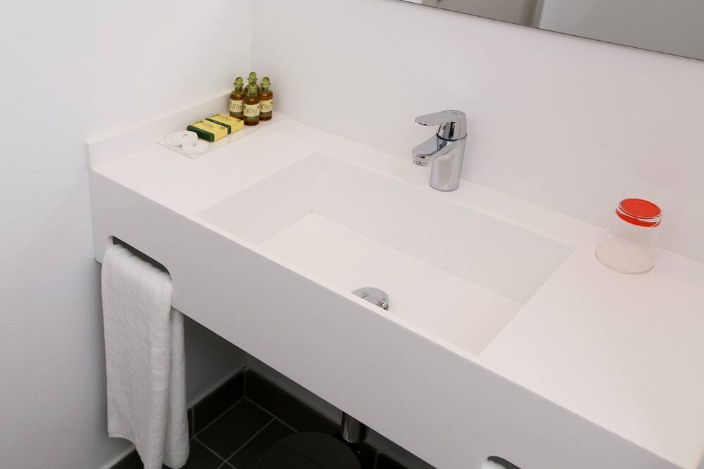 Photo of Bathroom in Droushia