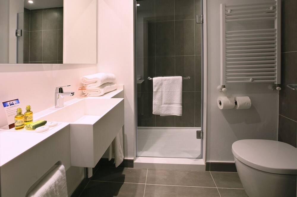 Photo of Bathroom in Droushia