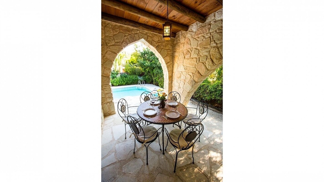 Photo of Outdoor in Miliou