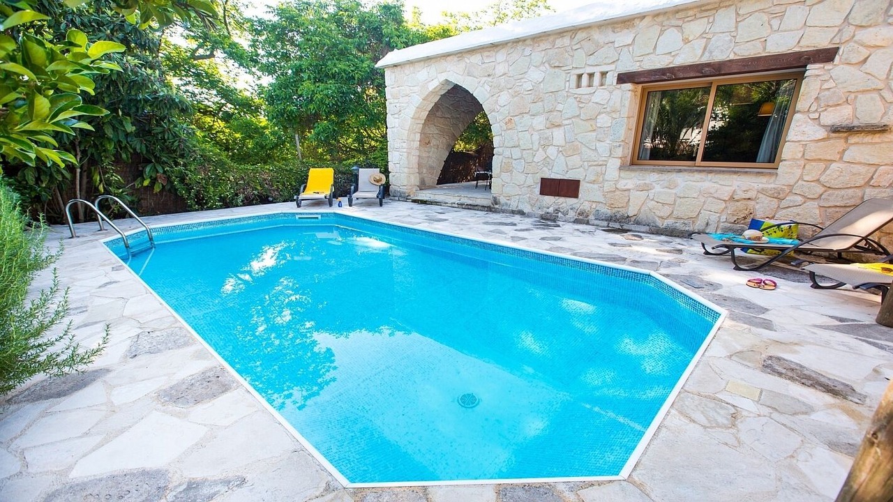 Photo of Outdoor in Miliou