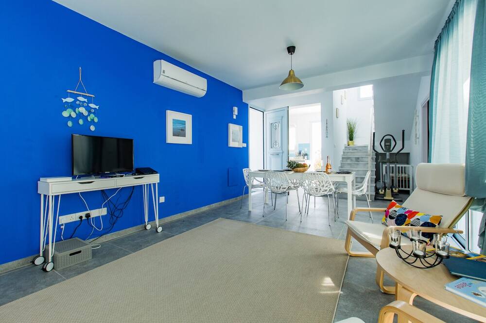 Photo of Livingroom in Geroskipou