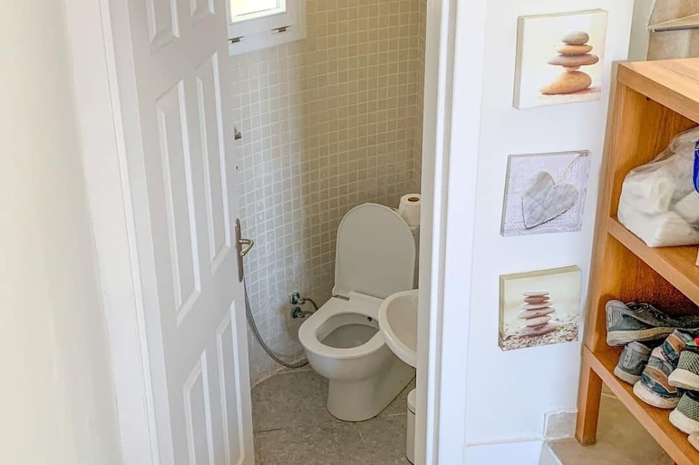Photo of Bathroom in Kyrenia District