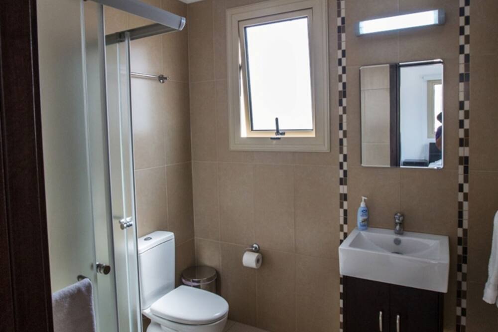Photo of Bathroom in Pernera