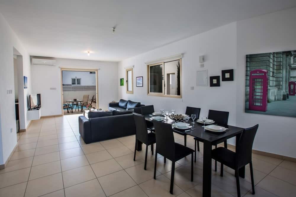 Photo of Livingroom in Pernera