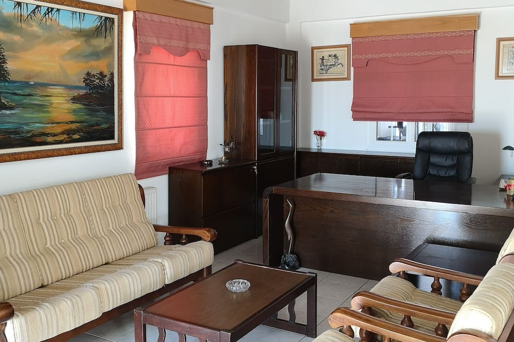 Photo of Livingroom in Pyla