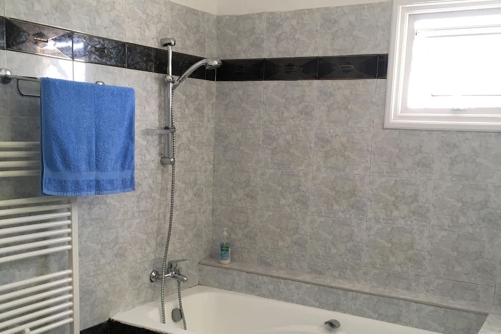 Photo of Bathroom in Pyla