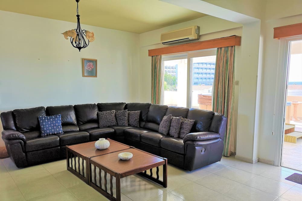 Photo of Livingroom in Pyla