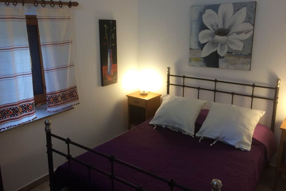 Photo of Bedroom in Episkopi
