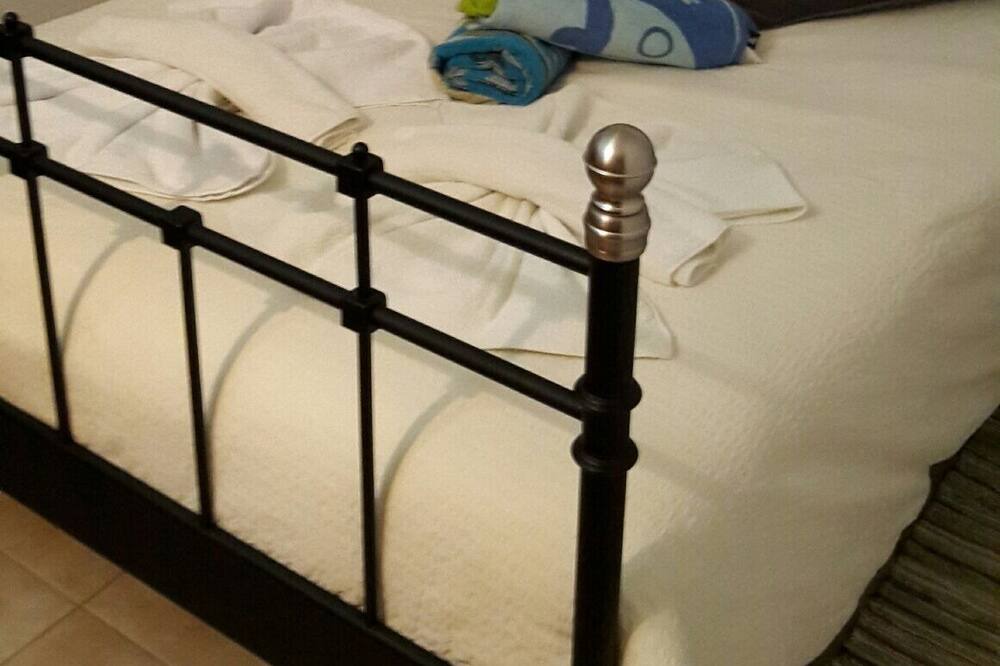 Photo of Bedroom in Episkopi
