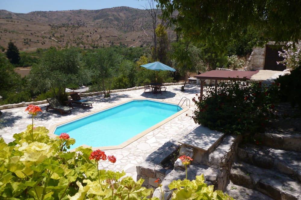 Photo of Outdoor in Episkopi