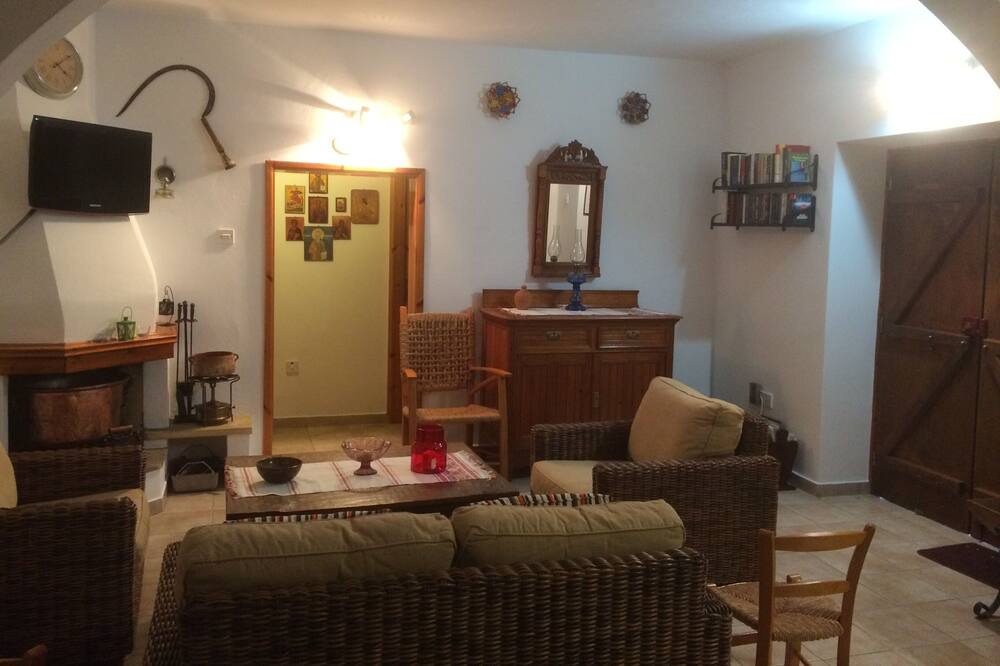 Photo of Livingroom in Episkopi