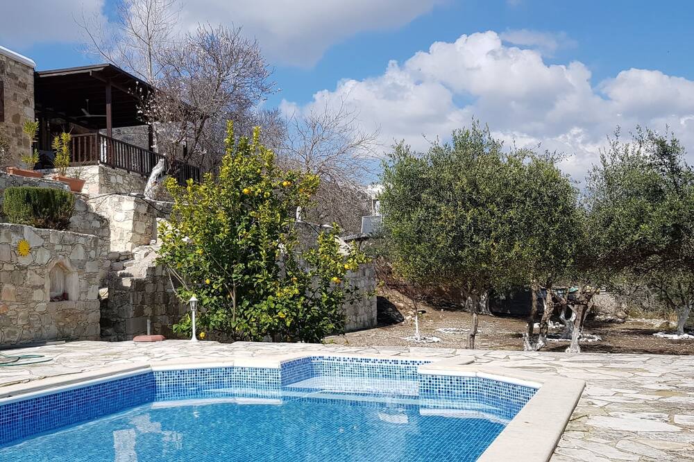 Photo of Outdoor in Episkopi