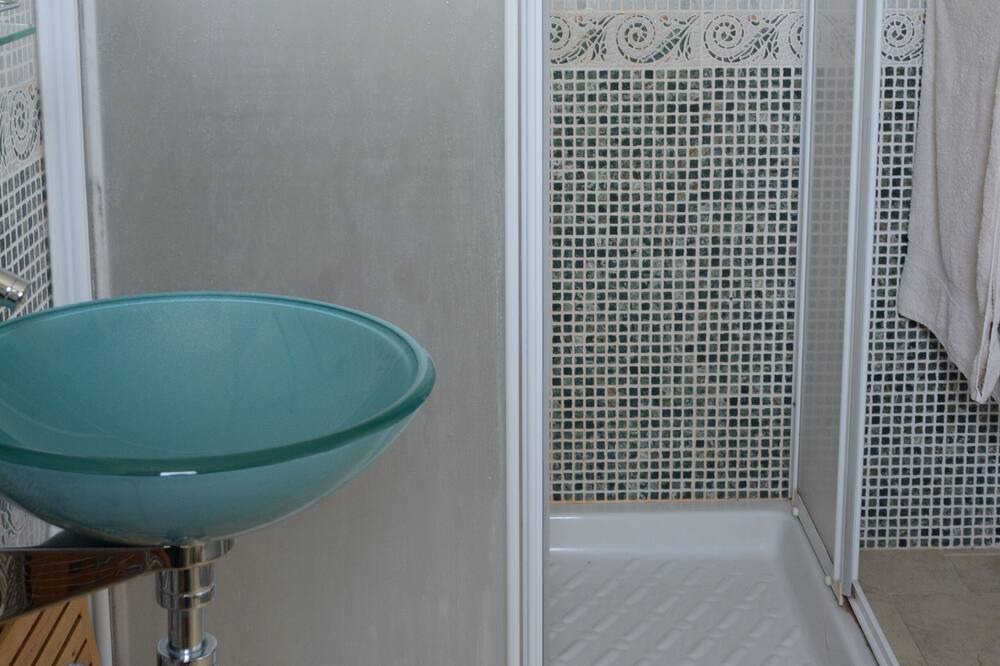 Photo of Bathroom in Oroklini