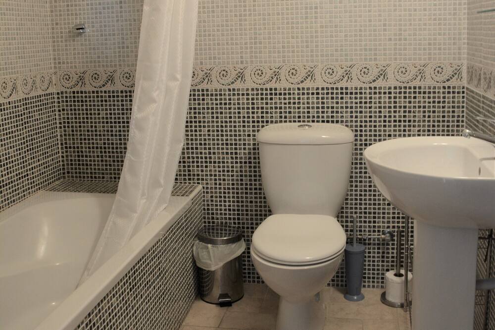 Photo of Bathroom in Oroklini