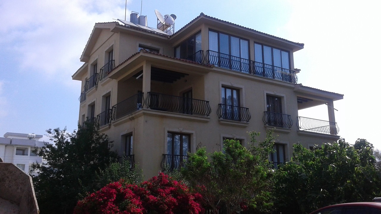 Photo of Buildings in Yenisehir