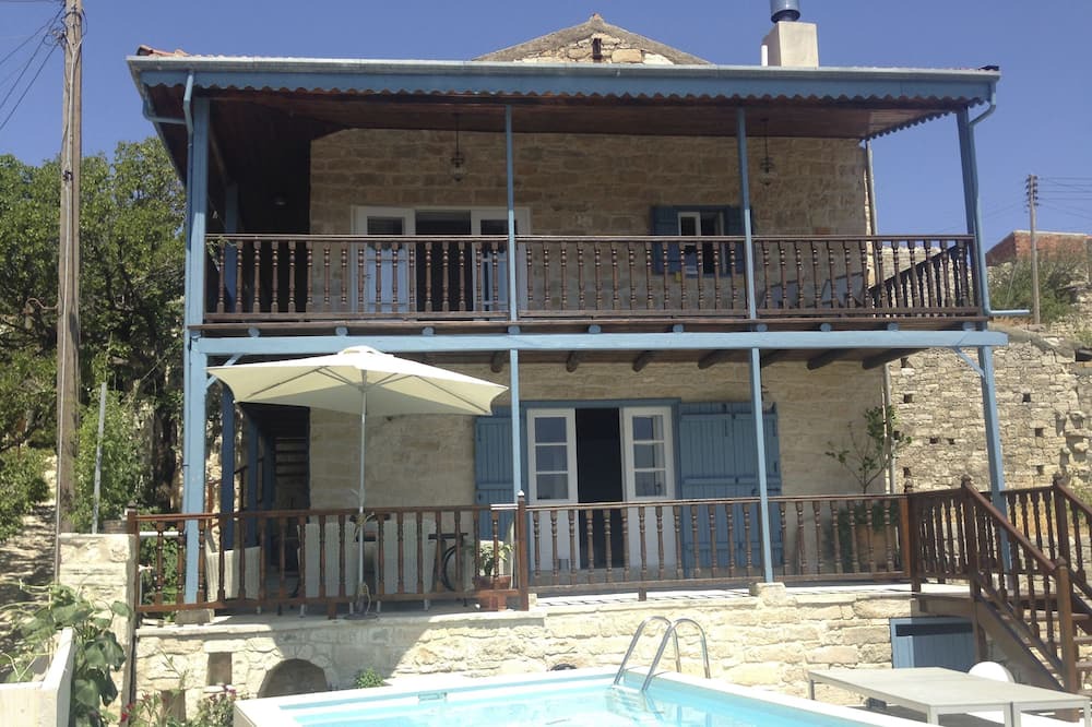 Photo of Patio Balcony in Vouni