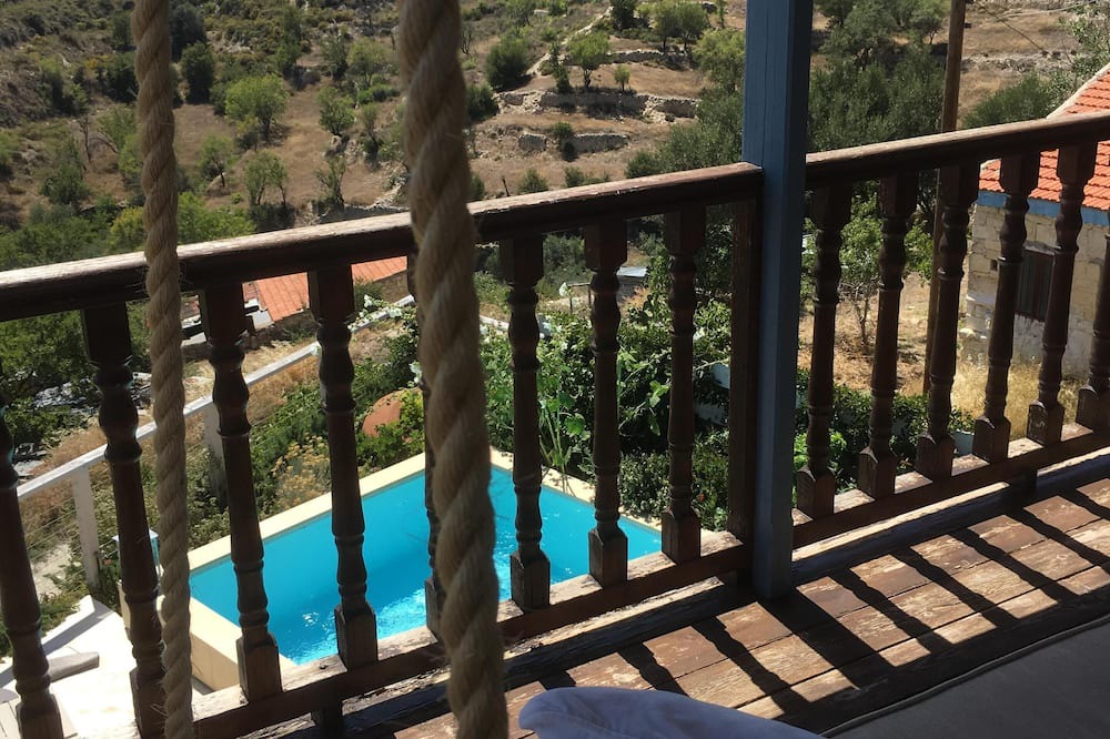 Photo of Patio Balcony in Vouni