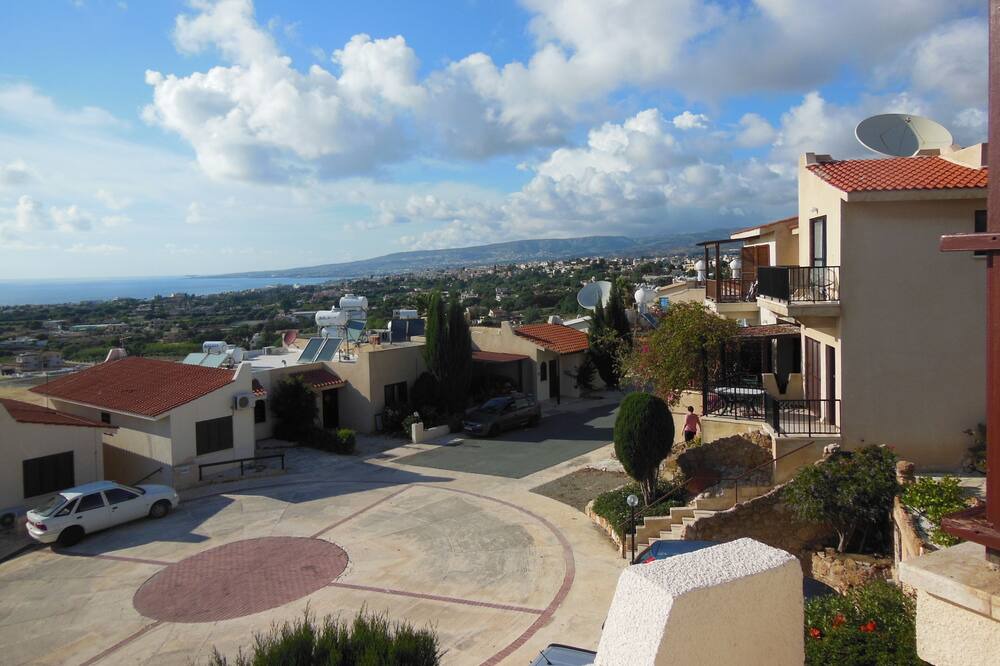 Photo of Others in Melanos