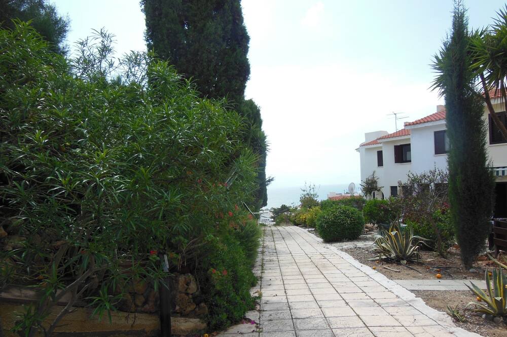 Photo of Outdoor in Melanos
