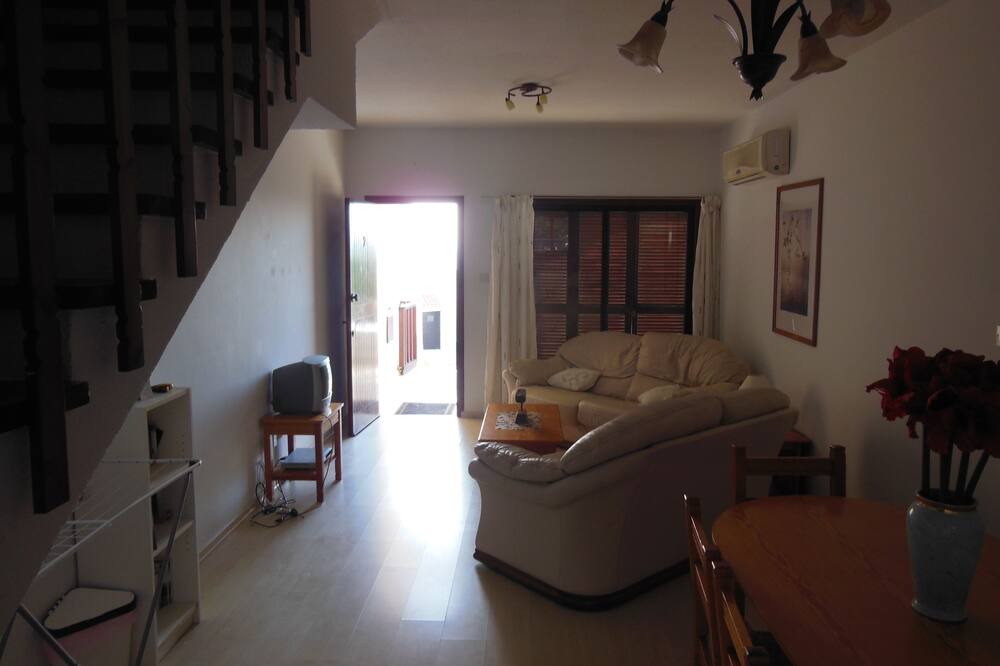Photo of Livingroom in Melanos