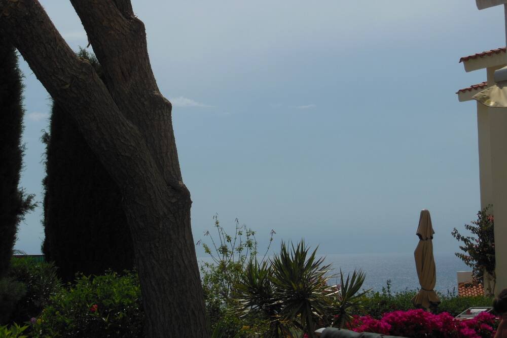 Photo of Outdoor in Melanos