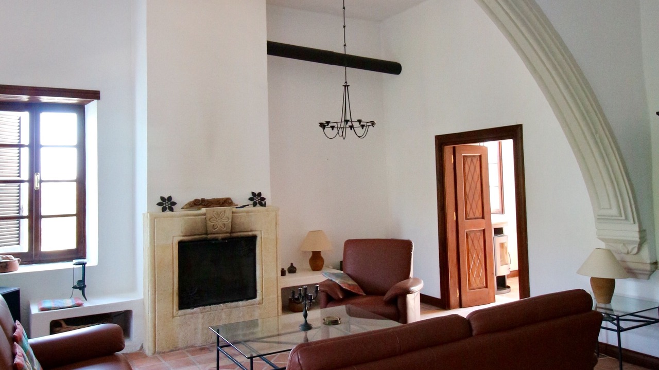 Photo of Livingroom in Kyrenia District