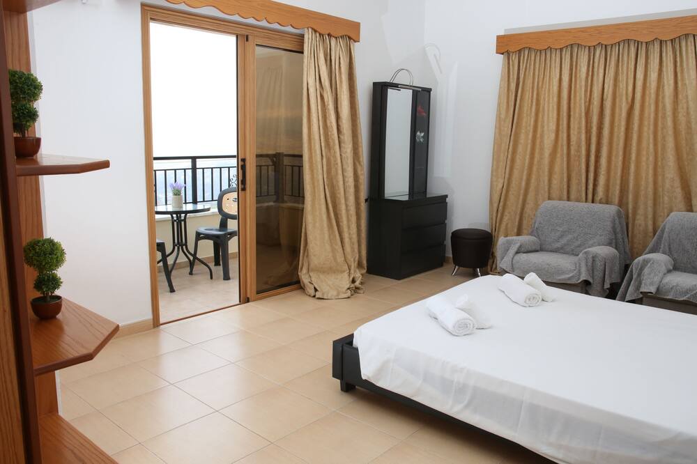 Photo of Bedroom in Theletra