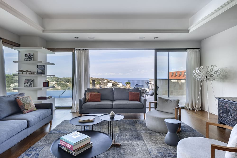 Photo of Livingroom in Esentepe