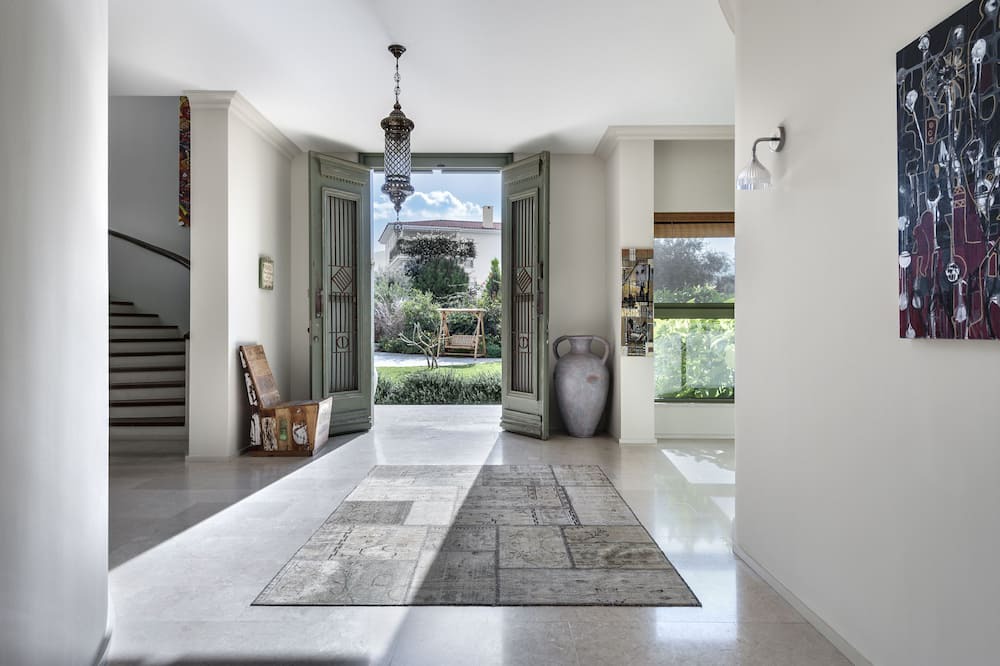 Photo of Livingroom in Esentepe
