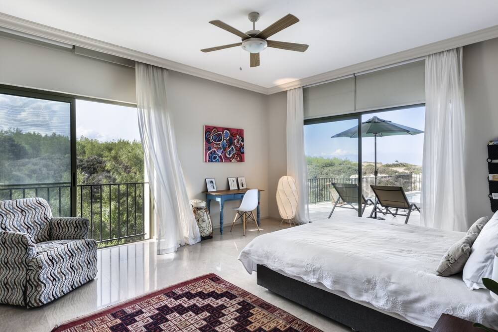 Photo of Bedroom in Esentepe