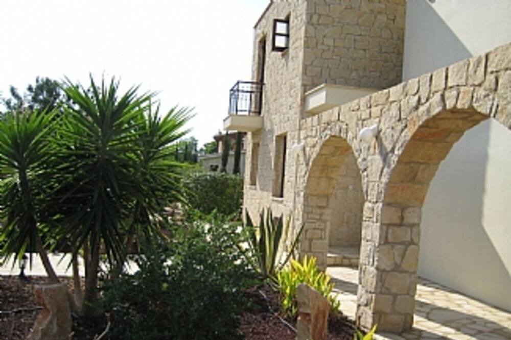 Photo of Others in Aphrodite Hills