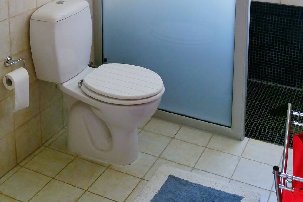 Photo of Bathroom in Oroklini