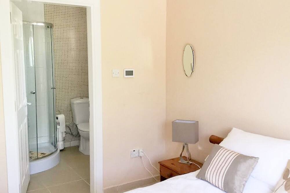 Photo of Bedroom in Karavas